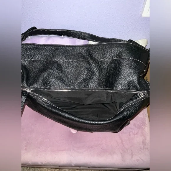 SOLD NINE WEST BLACK LEATHER HANDBAG PRELOVED - Picture 5 of 6